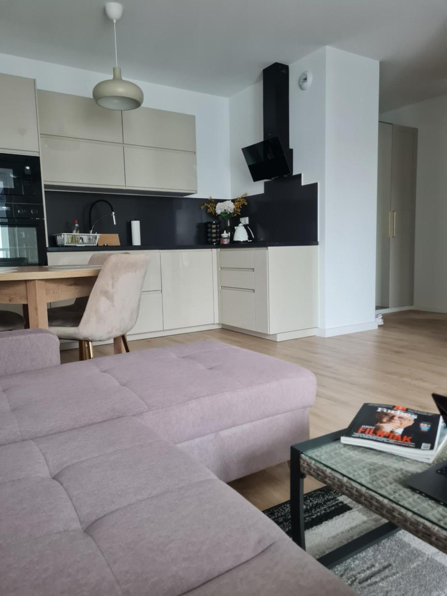 Airport Apartment Warszawa Exteriör bild